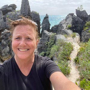 Meet your Posher, Ellen